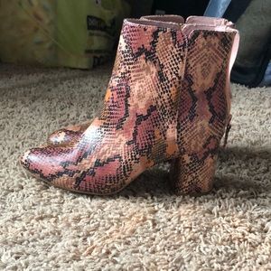 Size 8 snake print booties with heel